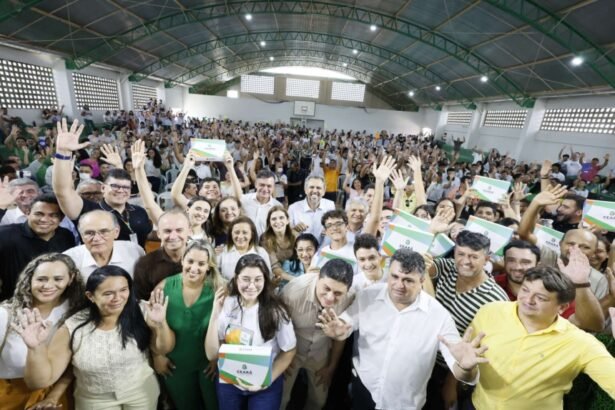 Estudantes recebem tablets