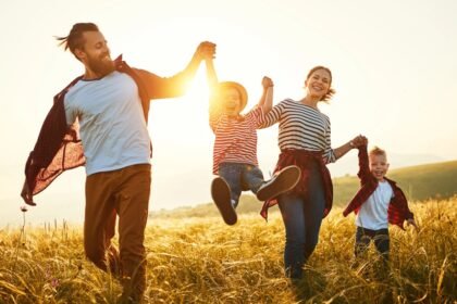 A relação entre pais e filhos é complexa, mas é também instintiva