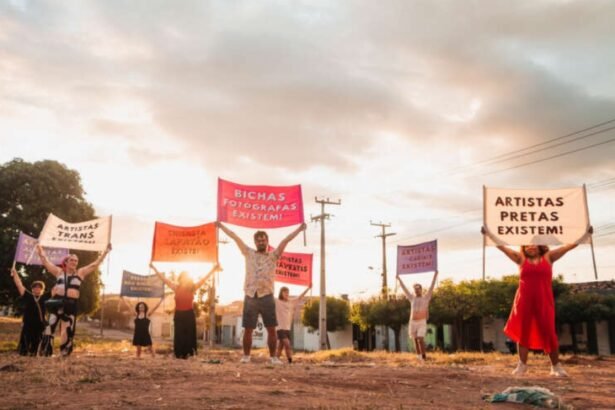 mostra de arte protagonizada por pessoas LGBTQIA+