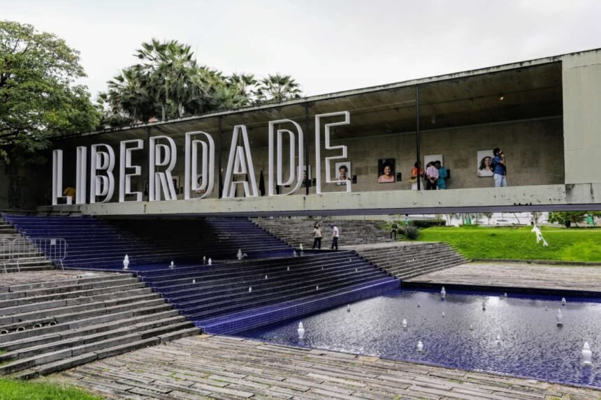 Governo do Ceará inaugura Galeria da Liberdade