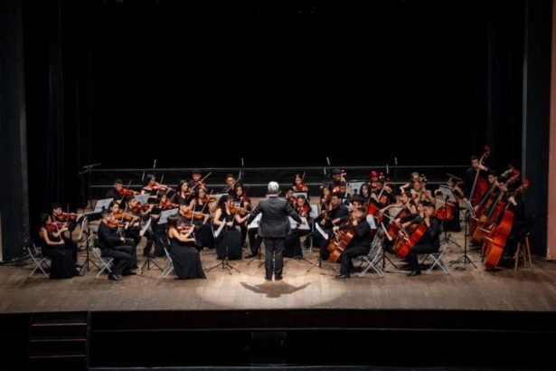 Concerto reúne Orquestra Jacques Klein e Orquestra Juvenil no Theatro José de Alencar